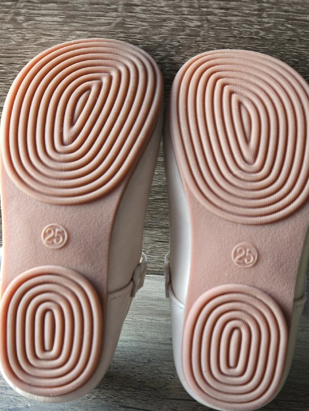 Girls' T-Strap Dress Shoes in Pale Pink